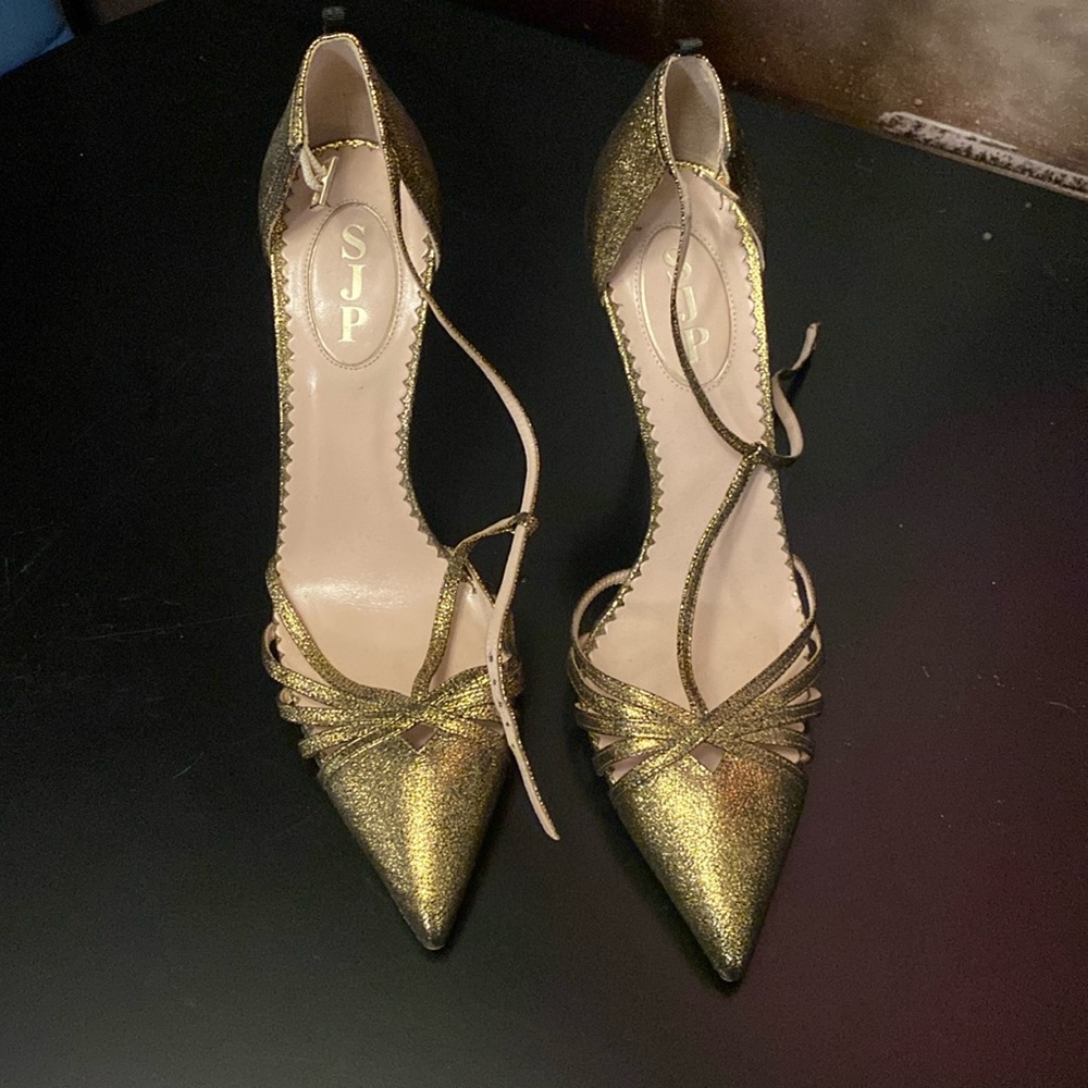 SJP Gold Strap Heels! Don’t miss these!